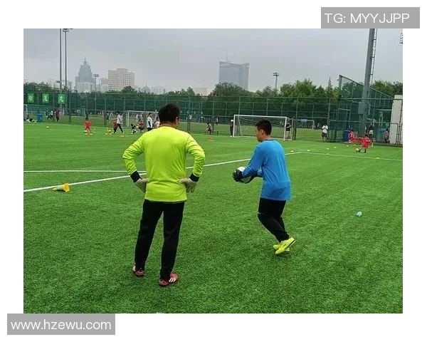 高清足球明星摆饰素材精选展示让你的空间充满运动活力与激情